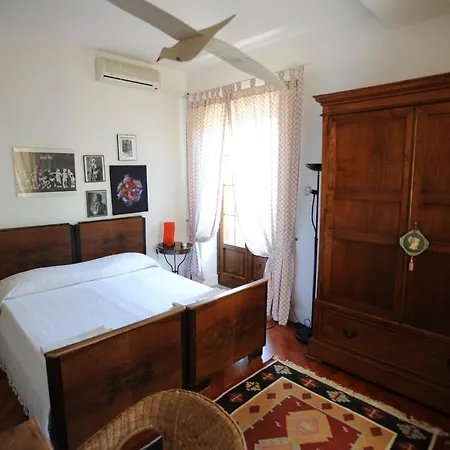 Beb Baia Dell'Ippocampo לינה וארוחת בוקר *