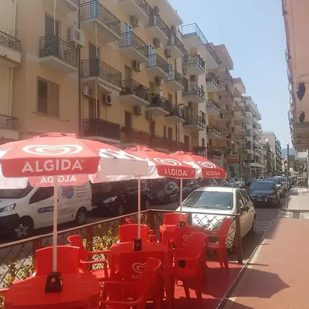 ベッド・アンド・ブレックファスト Beb Baia Dell'Ippocampo *